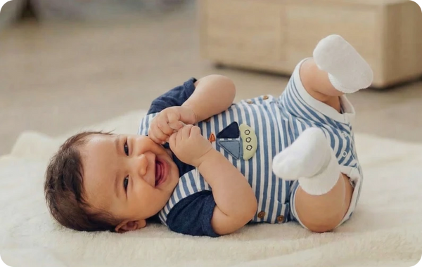 BEBÉ NIÑO